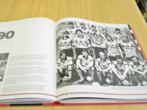 Книга повнокольорова Шахтар